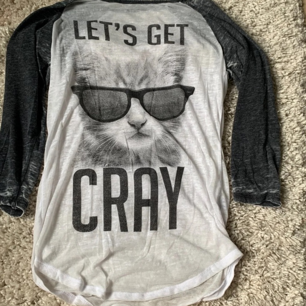 Cat graphic t shirt